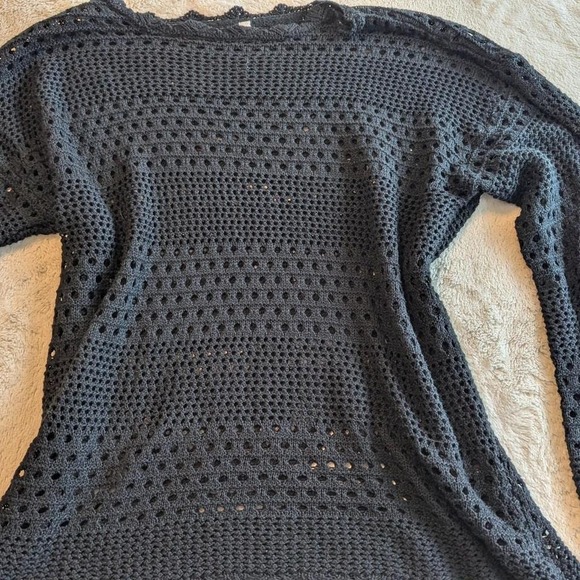 Black‎ crochet sweater with a boho touch - Picture 1 of 3